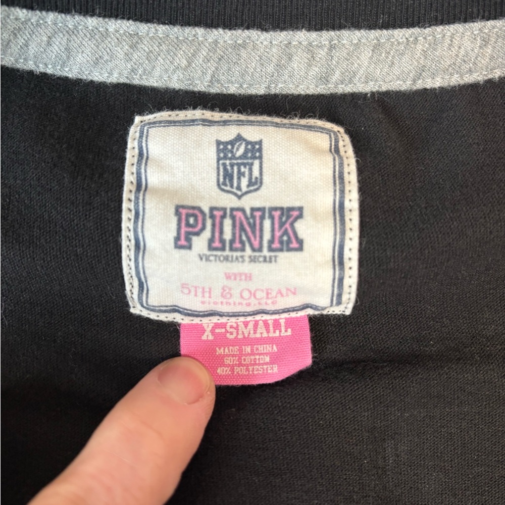 PINK NFL Saints t-shirt - Picture 5 of 6